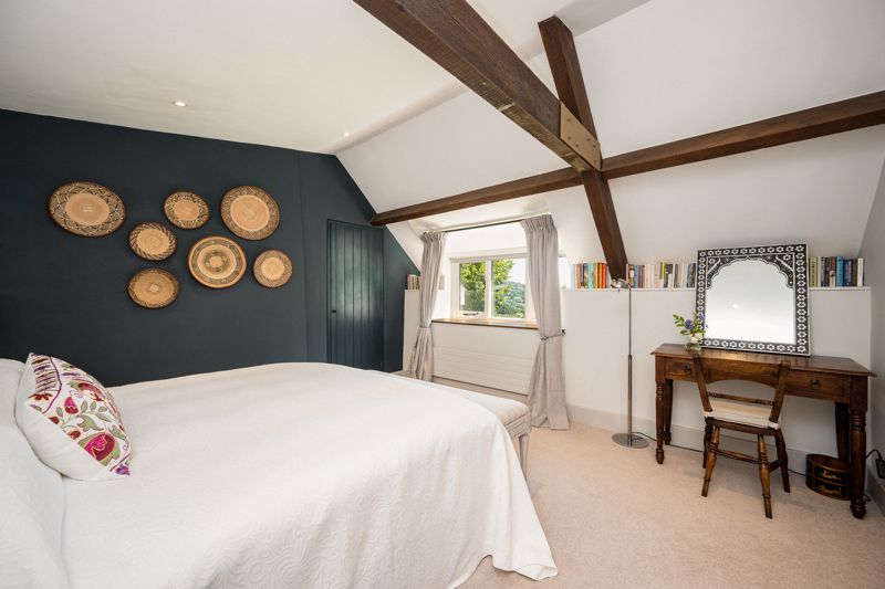 Bedroom- click for photo gallery